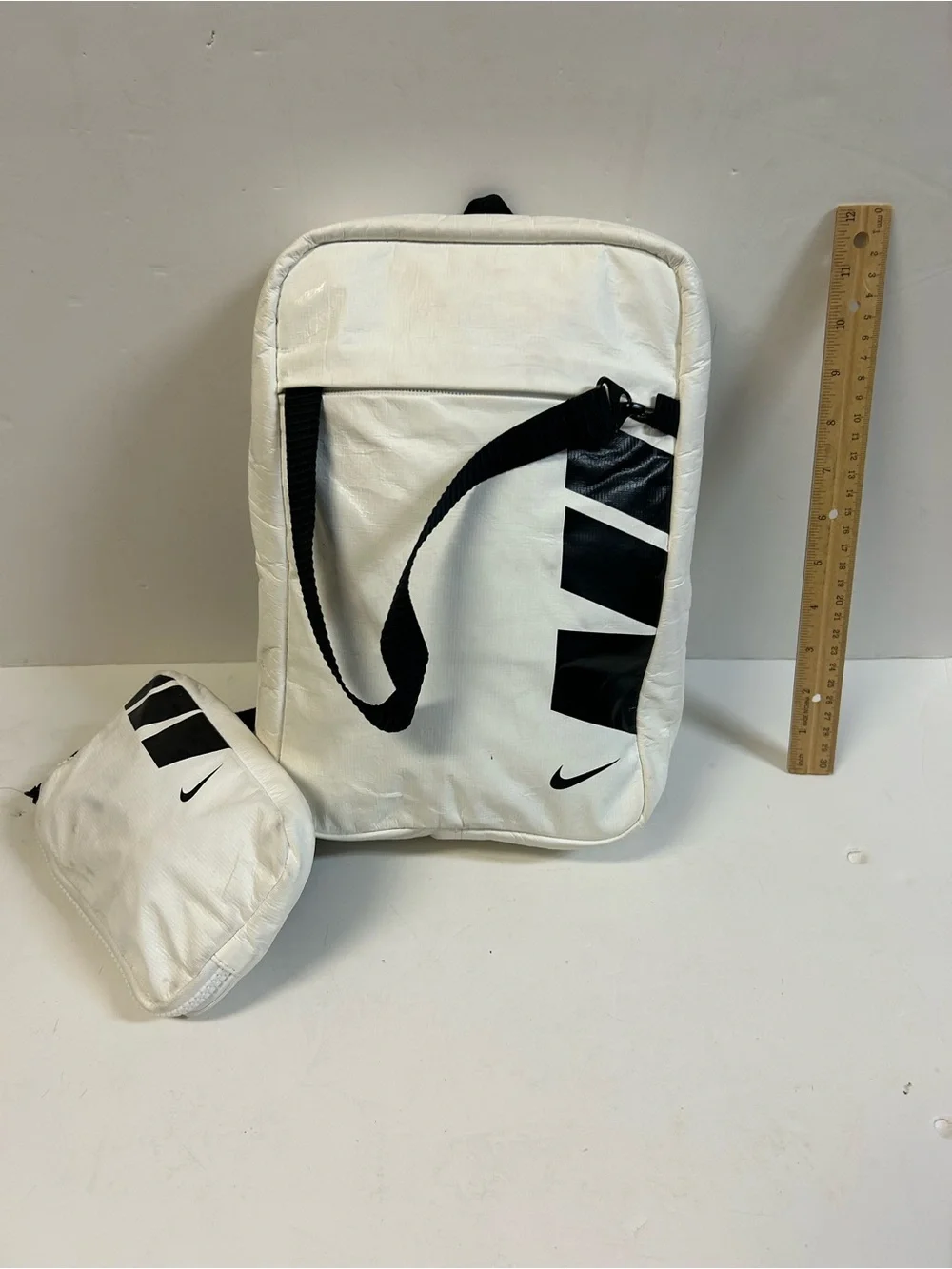 Nike White and Black Sling Crossbody Bag with Small Pouch